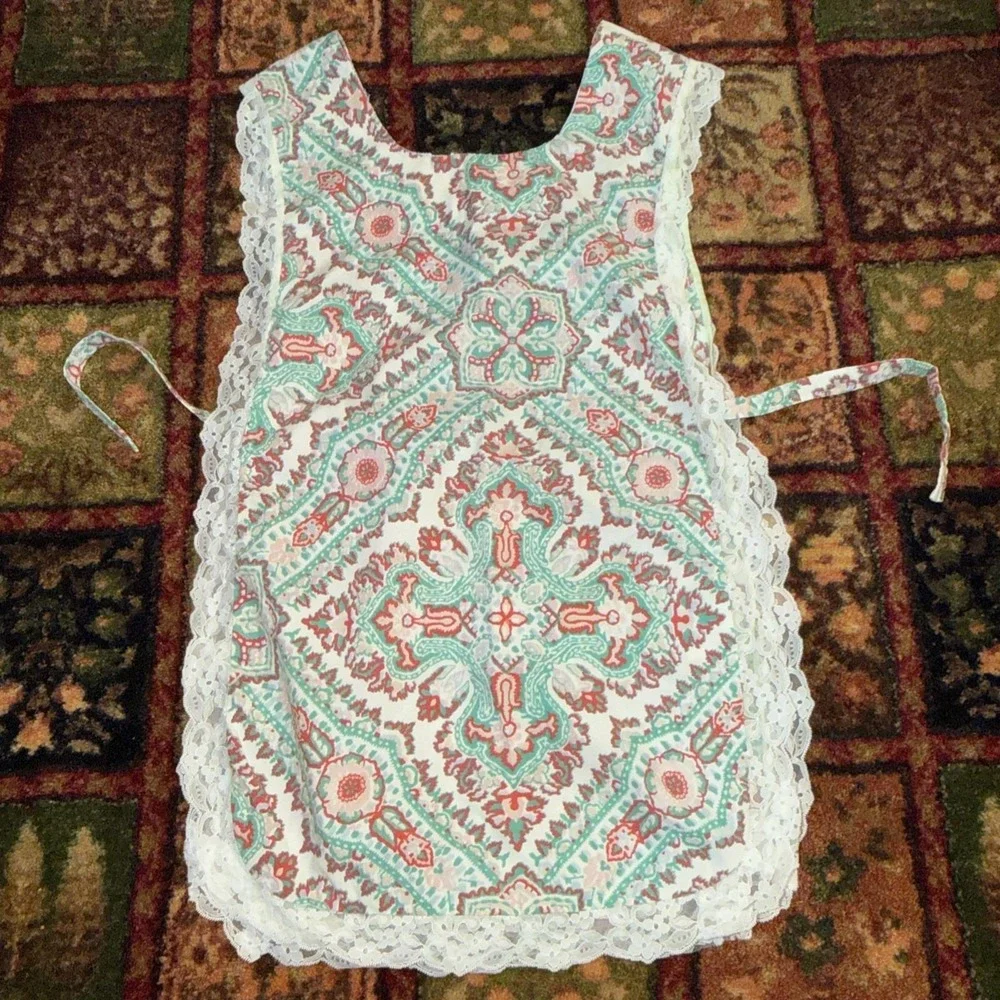 VTG Granny Core Handmade Full Apron Smock Floral Print Lace Trim Smock